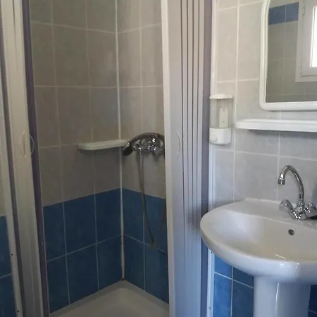 Aparthotel Garyfallia 3*